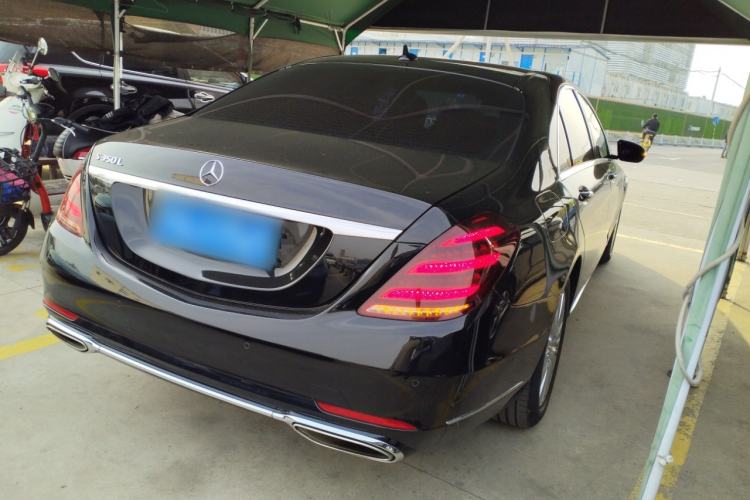 Used Mercedes-Benz S-Class 2018 S 320 L
