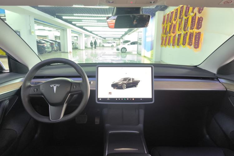 Used Tesla Model 3 2022 Rear-Wheel-Drive Version
