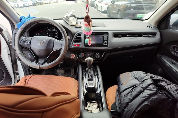 Used Honda Vezel 2017 1.8L CVT Front-Wheel Drive Pioneer Edition