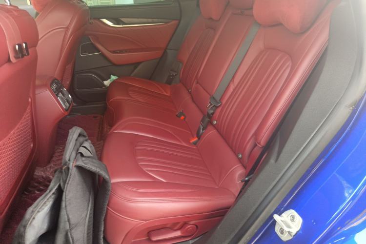 Used Maserati Levante 2019 3.0T Standard Version China VI Left Rear Seat