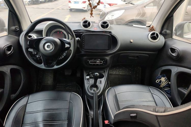 Used smart fortwo 2016 1.0L Grey Ranger Special Edition
