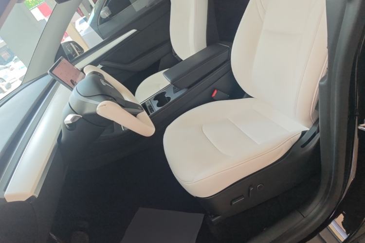 Used Tesla Model Y 2022 Rear-Wheel-Drive Version