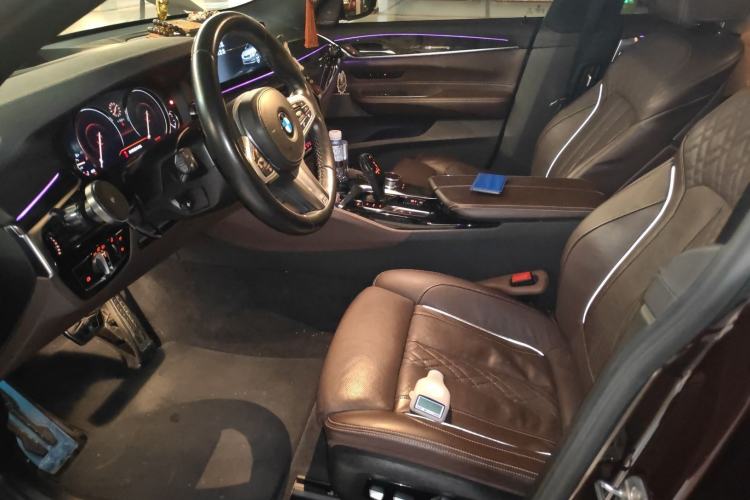 Used BMW 6 Series GT 2018 640i xDrive M Sport Package
