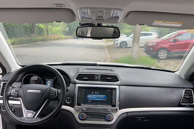 Used Haval H6 Coupe 2017 Red Label 2.0T Manual Two-Wheel Drive Elite Model