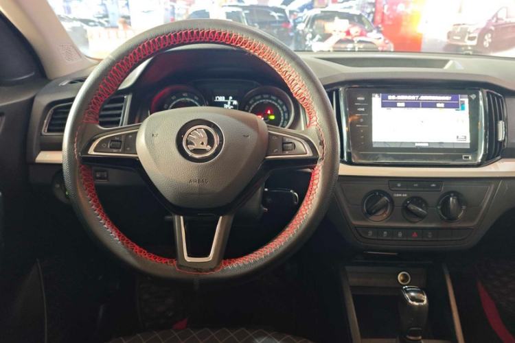 Used Skoda Kamiq 2021 1.5L Automatic Standard Edition
