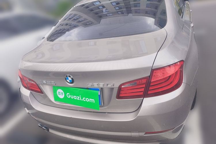 Used BMW 5 Series 2011 523Li Luxury Model