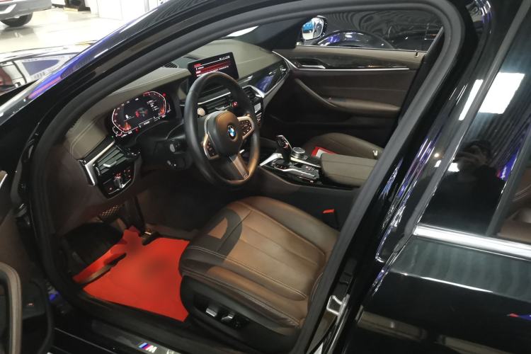 Used BMW 5 Series 2020 525Li M Sport Package Driver Seat