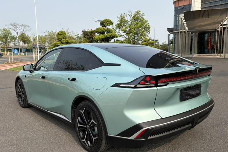 Used Deepal SL03 2025 Extended-Range Sporty Version