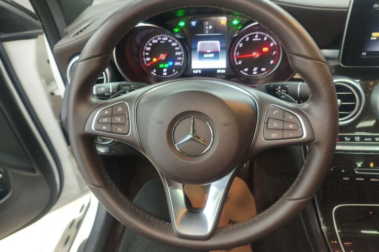 Used Mercedes-Benz GLC 2018 Facelifted GLC 260 4MATIC Dynamic Edition
