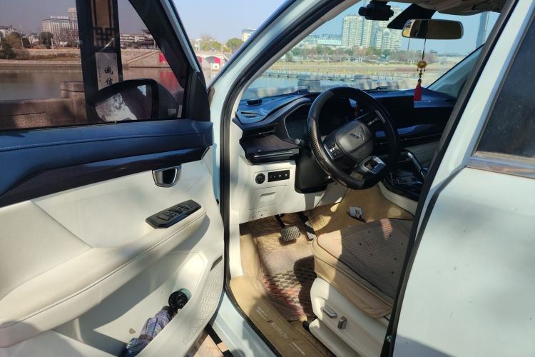 Used Wuling Asta 2022 2.0L DHT Electric-Speed Version