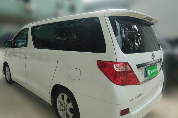 Used Toyota Alphard 2011 2.4L Luxury Edition
