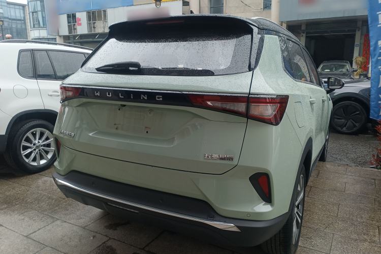 Used Wuling Asta 2021 1.5T CVT Starlight Edition
