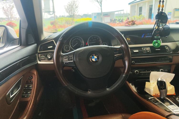 Used BMW 5 Series 2014 525Li Leading Model
