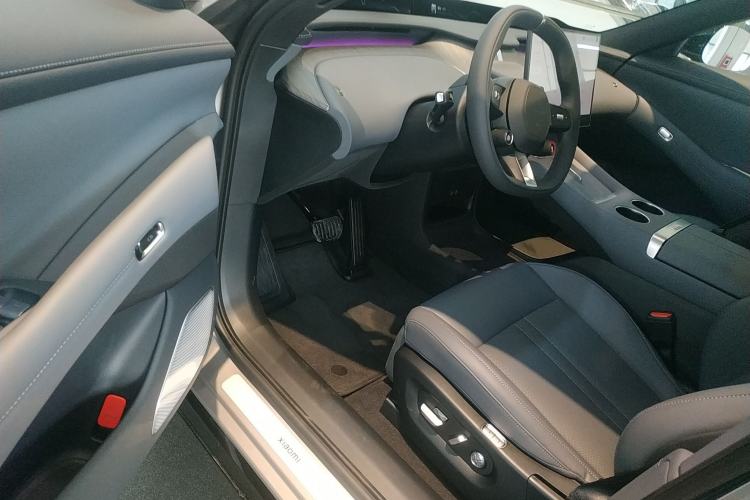 Used Xiaomi Auto YU7 2025 Ultra-Long Range Rear-Wheel Drive Version Driver Seat