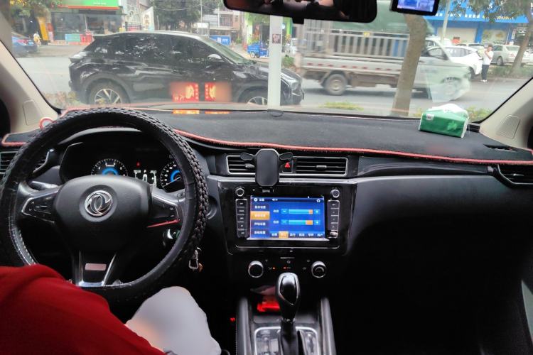 Used Dongfeng Fengon 580 2017 1.5T CVT Comfort Model
