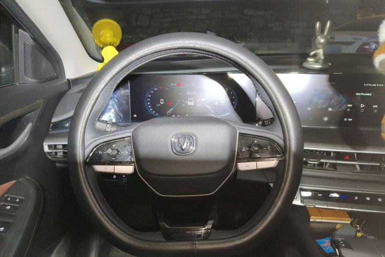 Used CHANGAN Eado 2022 PLUS Blue Whale NE 1.4T GDI DCT Prestige Edition Steering Wheel