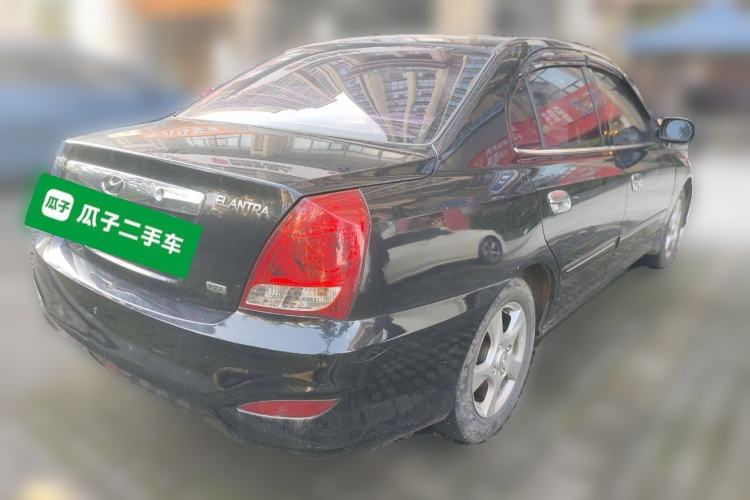 Used Hyundai Elantra 2011 1.6L Manual Comfort Version