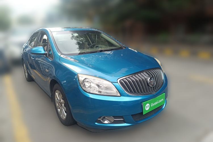 Used Buick GT 2012 GT 1.6L Automatic Fashion Edition Front Right 45 Deg