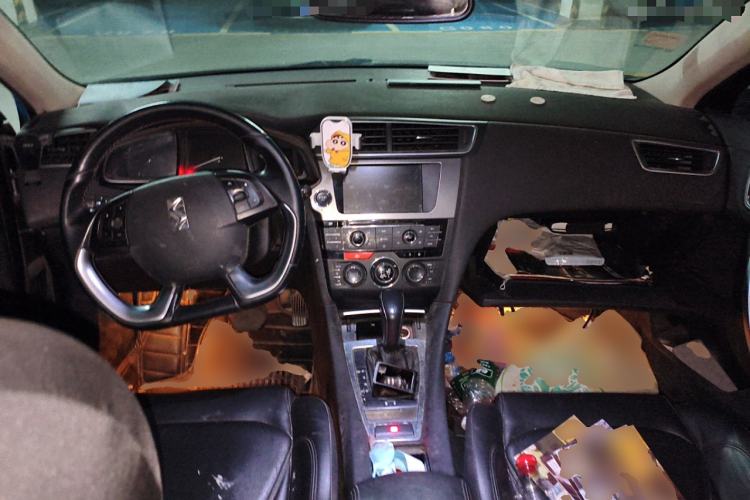 Used DS 5LS 2016 1.6T Luxury Edition THP160
