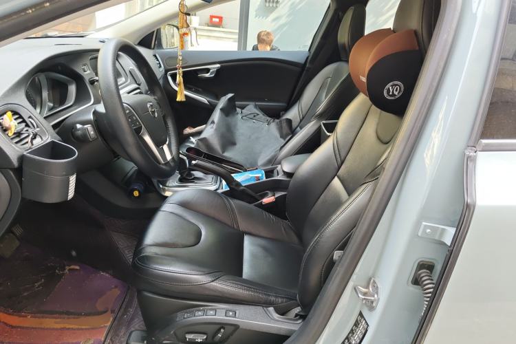 Used Volvo V40 2018 T3 Zhiyi Edition Left Front Seat