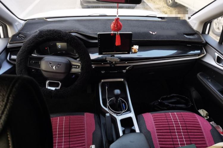 Used Wuling Jiachen 2022 1.5L Manual Enjoyment Elite Model
