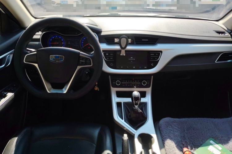 Used Geely Auto Vision 2018 1.5L Manual Happiness Edition Center Console