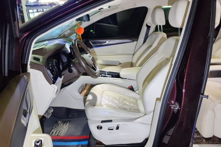 Used Volkswagen Viloran 2022 380TSI Prestige Edition Left Front Seat