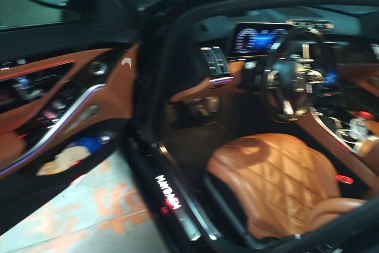 Used Mercedes-Benz Maybach S-Class 2021 S 480 4MATIC Interior 3