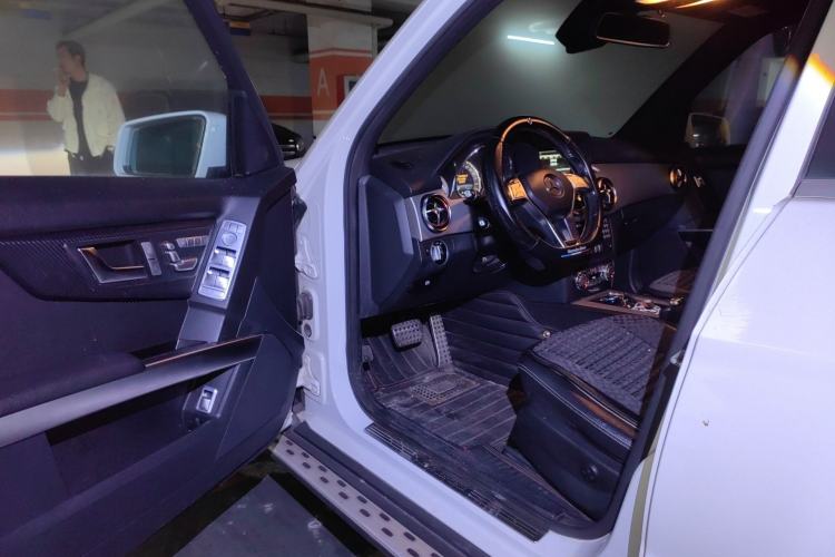 Used Mercedes-Benz GLK-Class 2015 GLK 300 4MATIC Fashion Edition Ultimate Version
