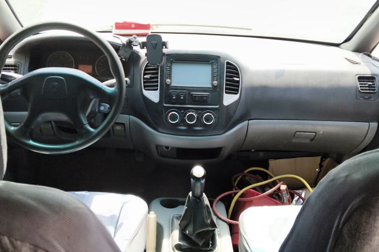 Used FORTHING Lingzhi 2014 V3 1.5L 7-Seater Luxury Model Center Console