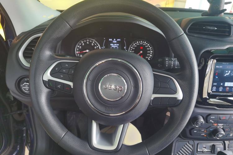 Used Jeep Renegade 2019 220T Automatic Leading Edition