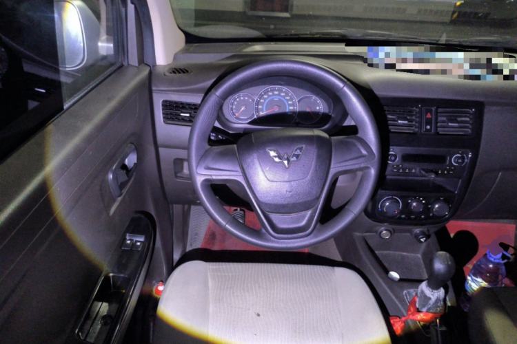 Used Wuling Rongguang V 2018 1.5L Standard Version Steering Wheel