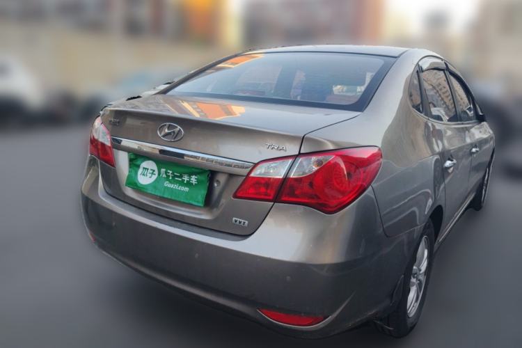 Used Hyundai Celesta 2011 1.6L Manual Luxury Model
