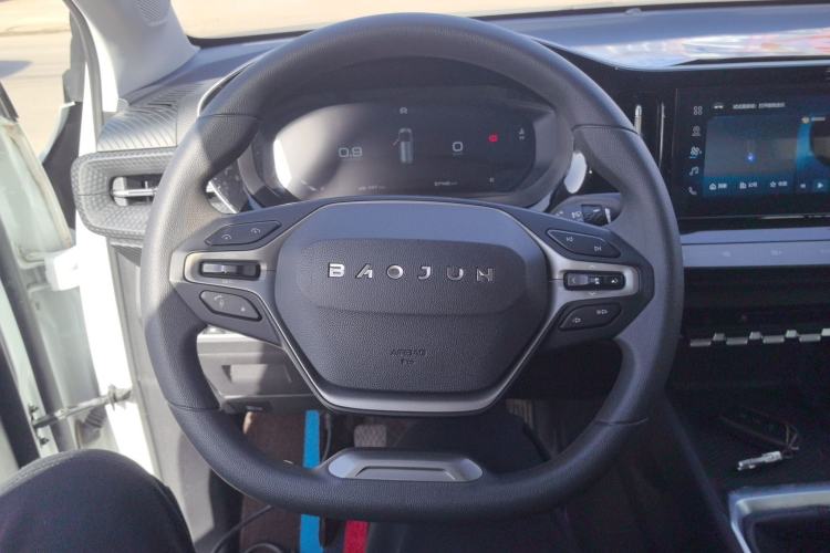 Used Baojun RM-5 2019 1.5T Manual Elite Version with 24-Hour Online Service 6 Seats