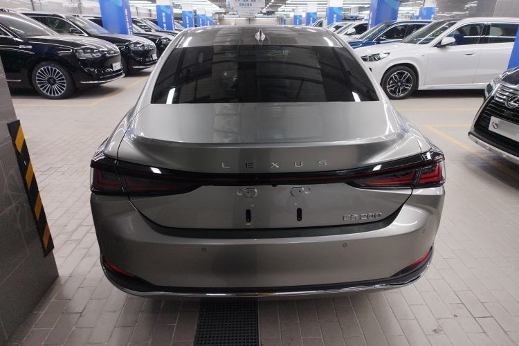 Used Lexus ES 2025 200 Premium Edition
