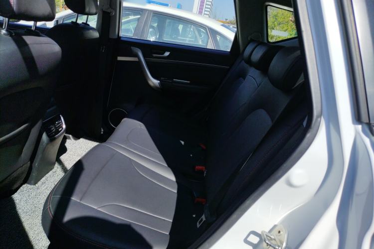 Used Haval M6 2019 1.5T DCT Two-Wheel Drive Value Edition China VI Standard Left Rear Seat