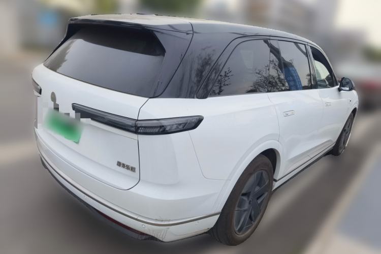 Used ONVO Luxeed L90 2025 Model—Pro Six-Seater Version