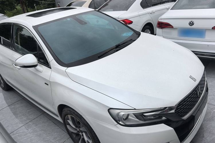 Used DS 5LS 2014 1.6T Luxury Edition THP160