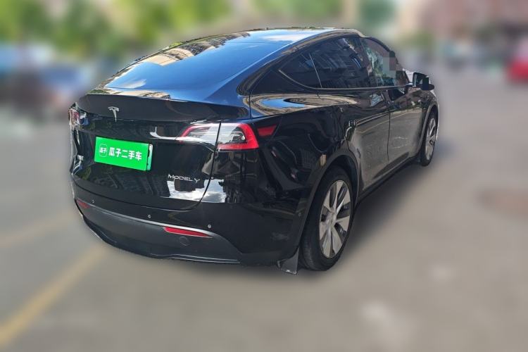 Used Tesla Model Y 2022 Long-Range All-Wheel-Drive Version