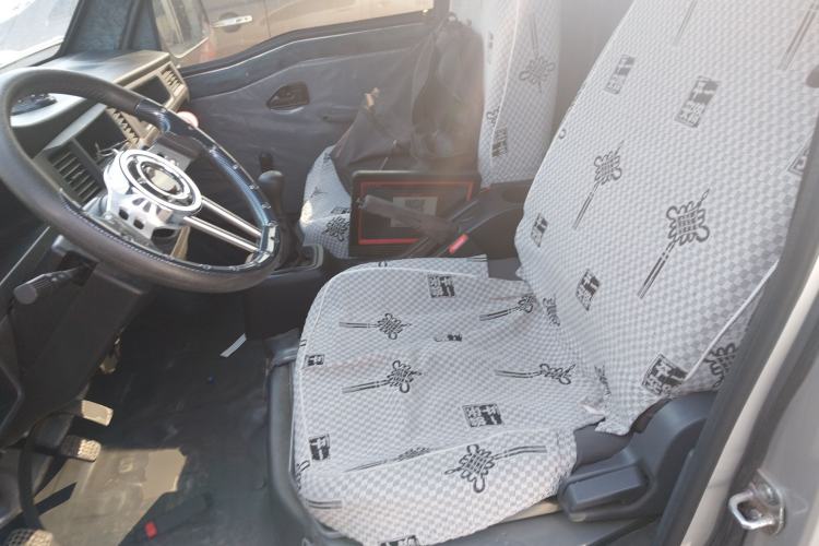 Used Wuling Zhiguang 2023 1.5L Utility Version with Enclosed Windows 2 Seats
