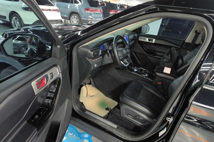 Used Ford Explorer 2020 EcoBoost 285 4x4 Titanium Edition 7-Seater
