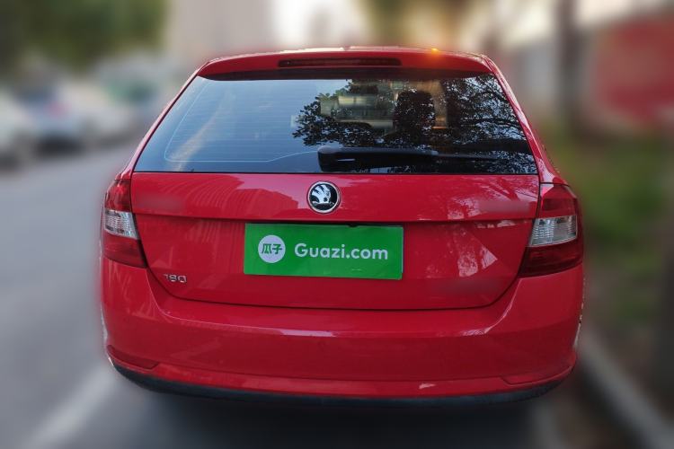 Used Skoda Rapid Spaceback 2016 Revised 1.6L Automatic Chuanxing Version