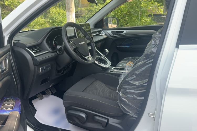Used Haval M6 2023 PLUS 1.5T Manual Elite Smart Connectivity Model
