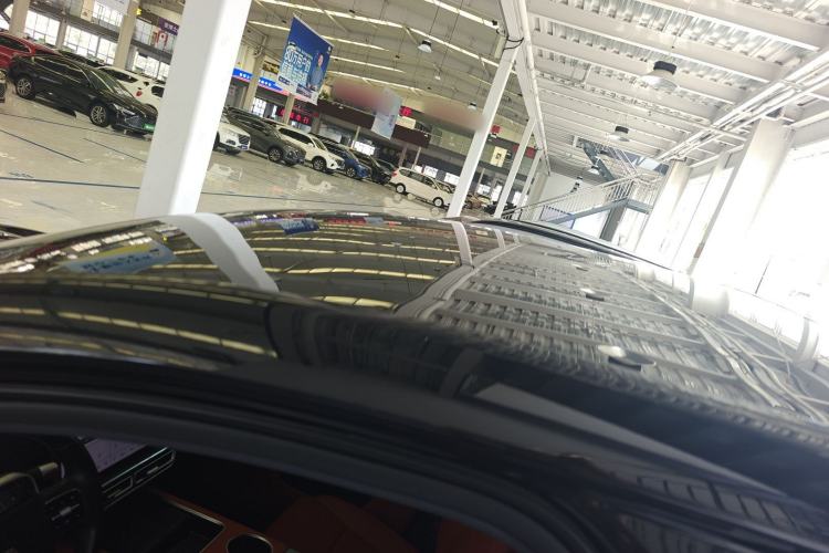 Used Li Auto L8 2023 Pro Model Roof