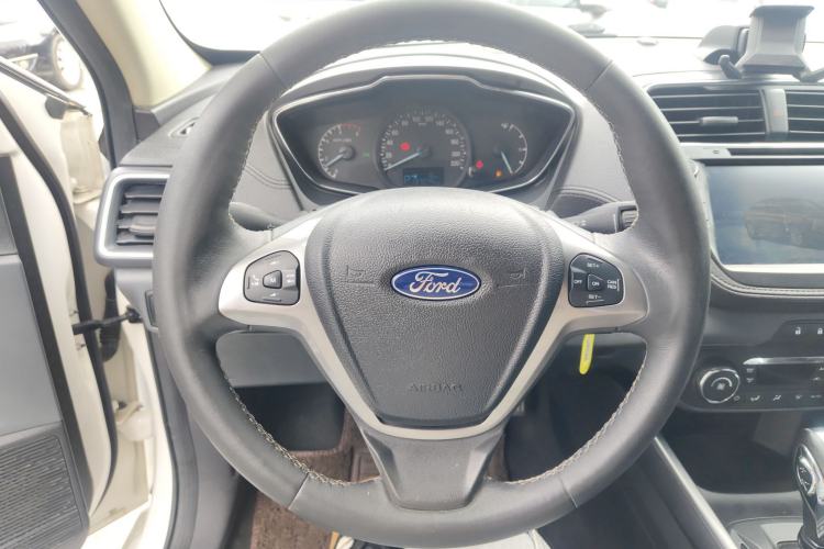 Used Ford Escort 2015 1.5L Automatic Fashion Model Steering Wheel