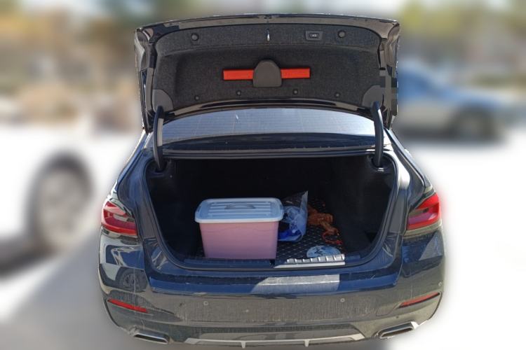 Used BMW 5 Series 2022 Second Facelift 525Li M Sport Package
