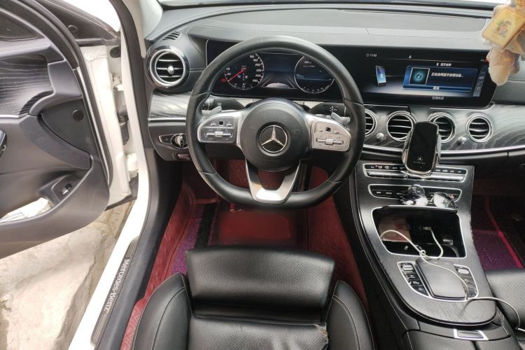Used Mercedes-Benz E-Class 2019 E 200 L Sport Edition Steering Wheel