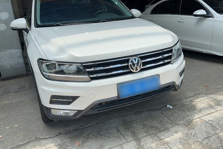Used Volkswagen Tiguan L 2019 Revised Version 280TSI Automatic Two-Wheel Drive Panoramic Comfort Edition China VI Standard