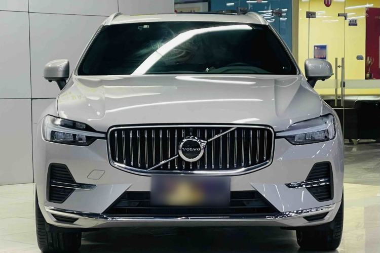 Used Volvo XC60 2022 B5 4x4 Smart Luxury Edition