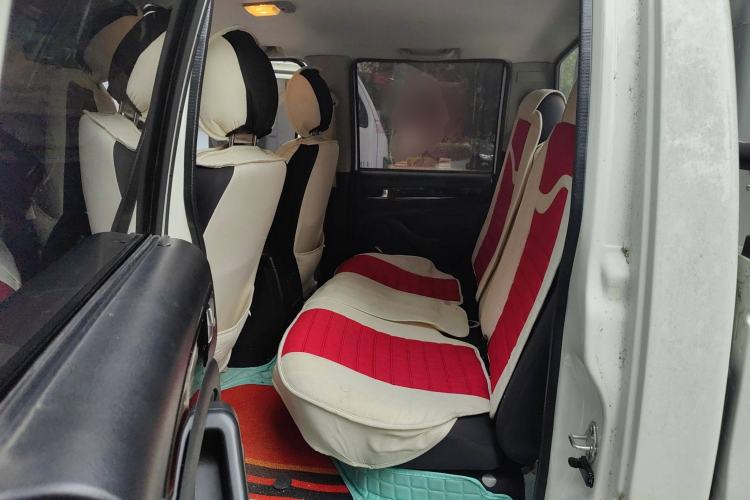 Used Foton Sapporo 2018 2.4L Two-Wheel Drive Comfort Version Standard Cab 4G69S4M
